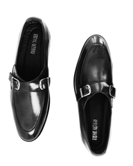 Handmade leather shoes for men in Pakistan – premium quality and timeless design.